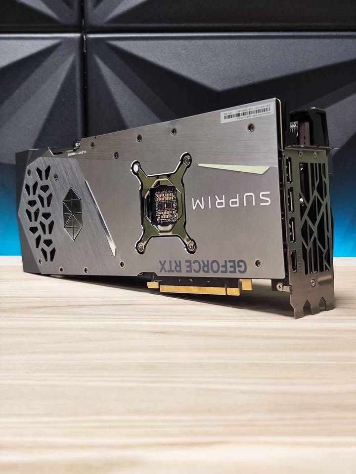 MSI GeForce RTX 4080 16GB SUPRIM X Gaming - Pilt 3
